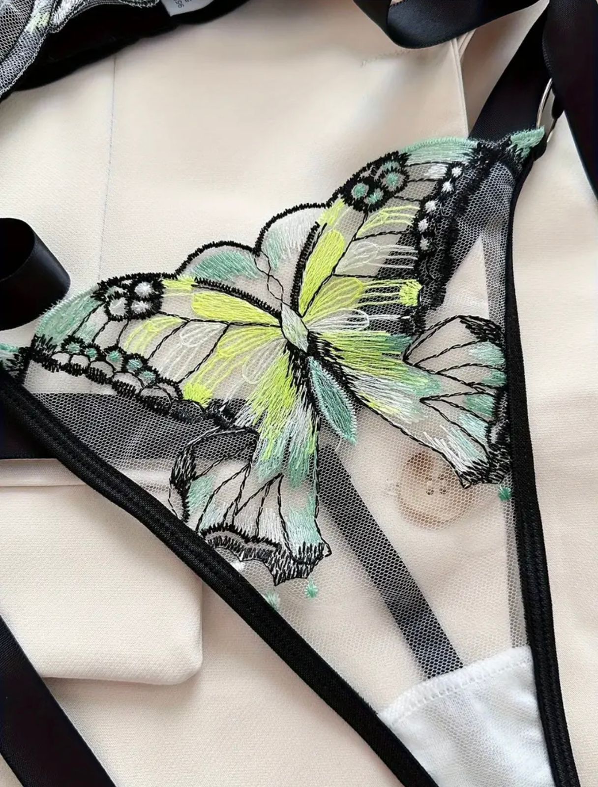 Conjunto Mariposa Negro/Verde Importado (M)